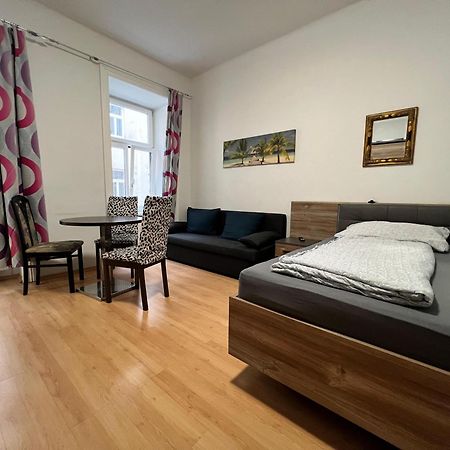 Charming 1Br Apartment Perfect For Long Stays Vienna Esterno foto